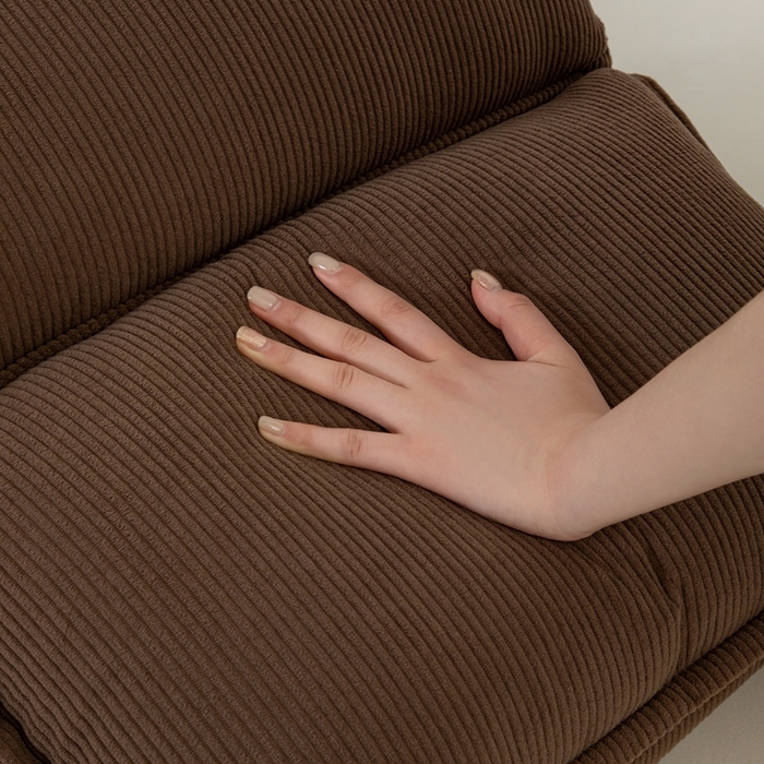 91家纺网 家纺一手货源 找家纺 沐沐家纺 2026新款灯芯绒立体护腰靠枕 立体灯芯绒-棕色