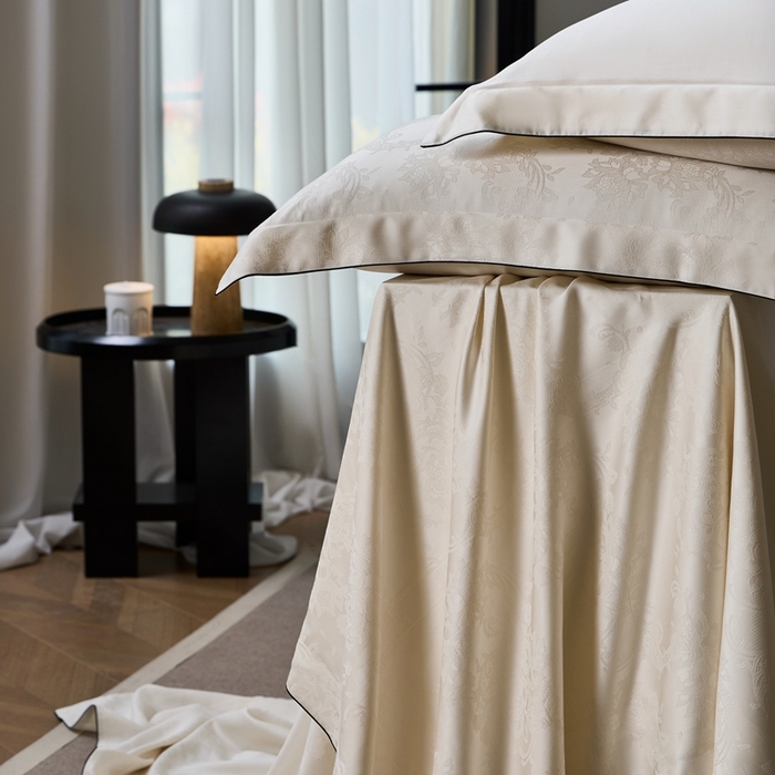 91家纺网 家纺一手货源 找家纺 涞澳家纺 2025新款天丝提花四件套 芳庭-月光白