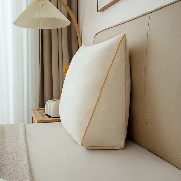 91家纺网 家纺一手货源 找家纺 沐沐2026新款宝宝绒三角靠背 白色