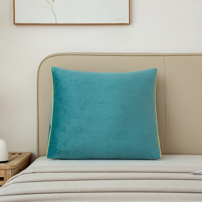 91家纺网 家纺一手货源 找家纺 沐沐2026新款宝宝绒三角靠背 孔雀蓝