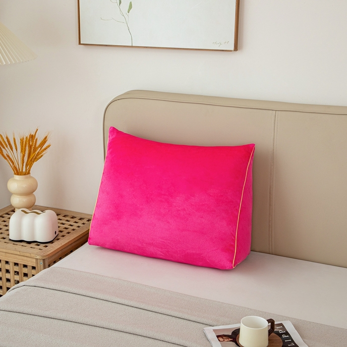 91家纺网 家纺一手货源 找家纺 沐沐2026新款宝宝绒三角靠背 树莓粉