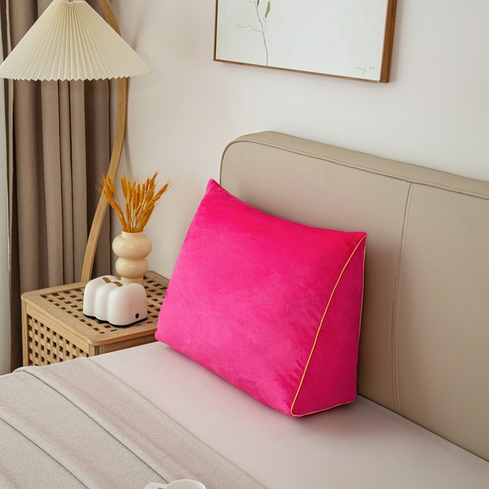 91家纺网 家纺一手货源 找家纺 沐沐2026新款宝宝绒三角靠背 树莓粉