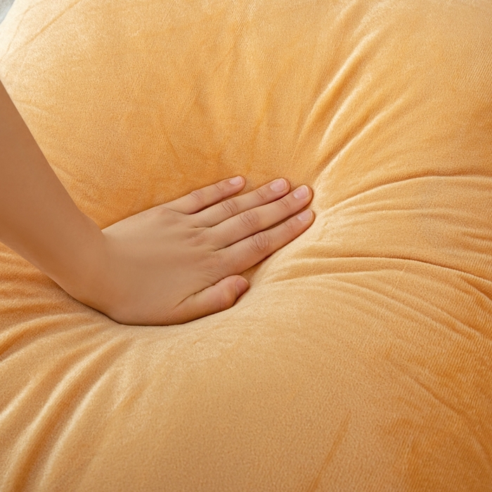 91家纺网 家纺一手货源 找家纺 沐沐2026新款宝宝绒三角靠背 杏黄色