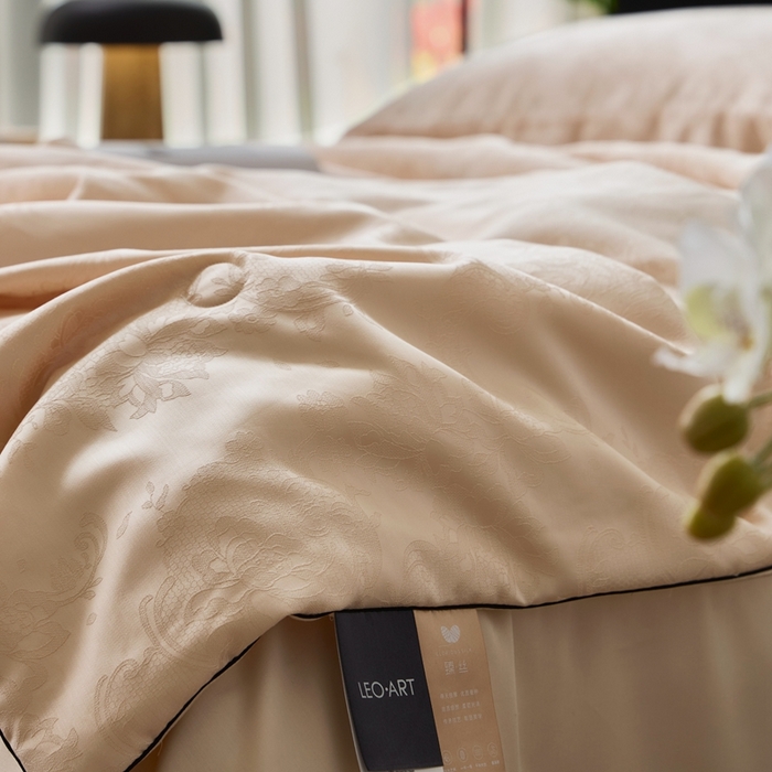 91家纺网 家纺一手货源 找家纺 涞澳家纺 2025新款天丝提花夏被 芳庭-棕玉