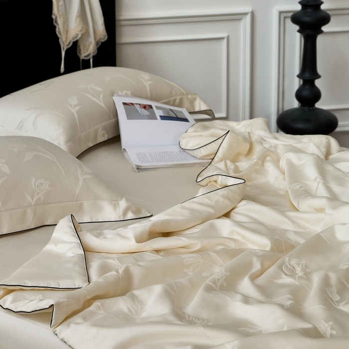 91家纺网 家纺一手货源 找家纺 涞澳家纺 2025新款天丝提花夏被 叶茂-白