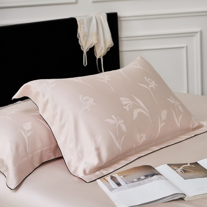 91家纺网 家纺一手货源 找家纺 涞澳家纺 2025新款天丝提花夏被 叶茂-粉