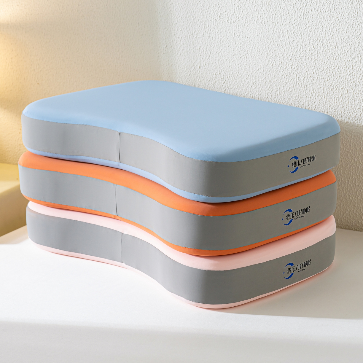 91家纺网 家纺一手货源 找家纺 （总）帛茗轩家居 2025新款炫彩月牙立体枕