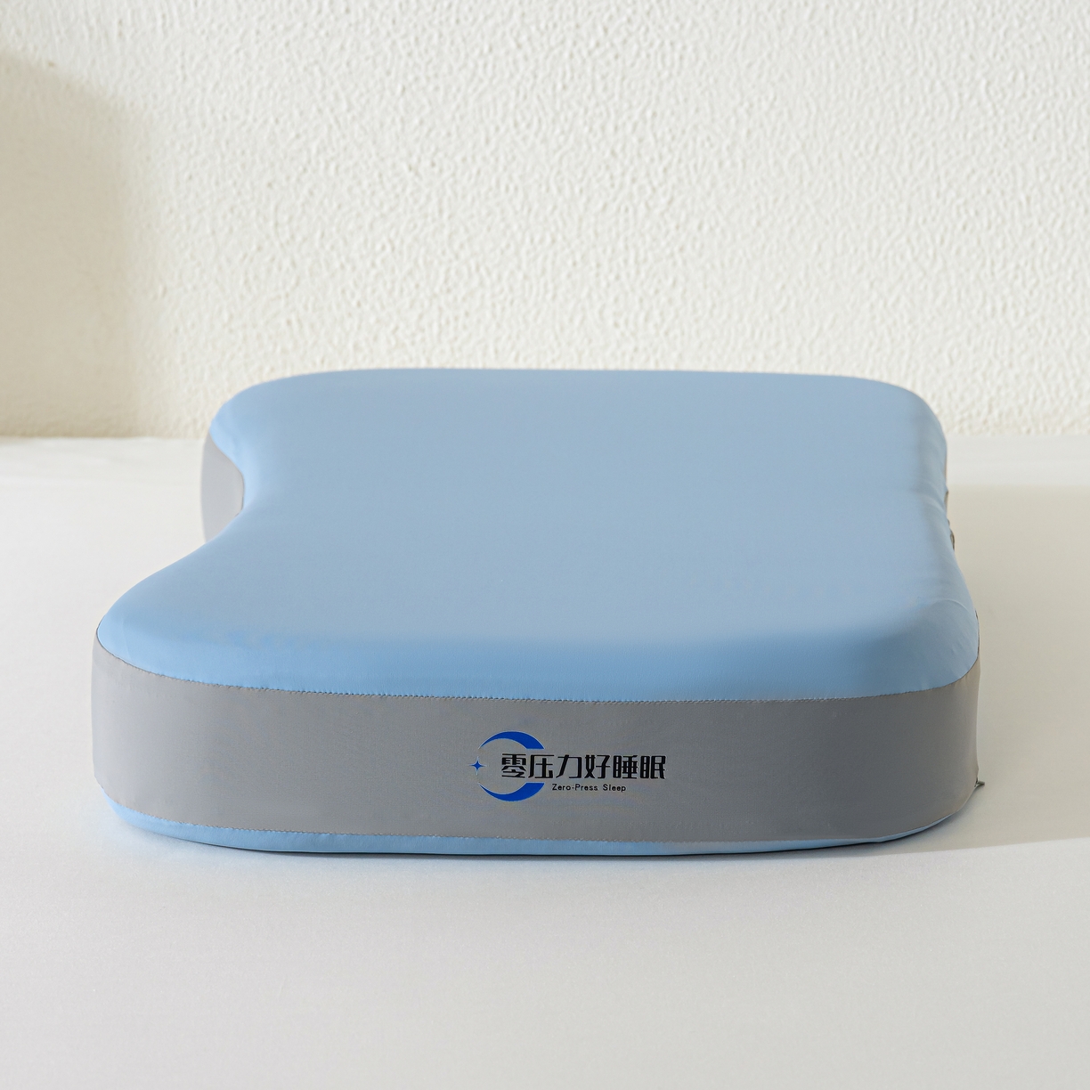 91家纺网 家纺一手货源 找家纺 （总）帛茗轩家居 2025新款炫彩月牙立体枕