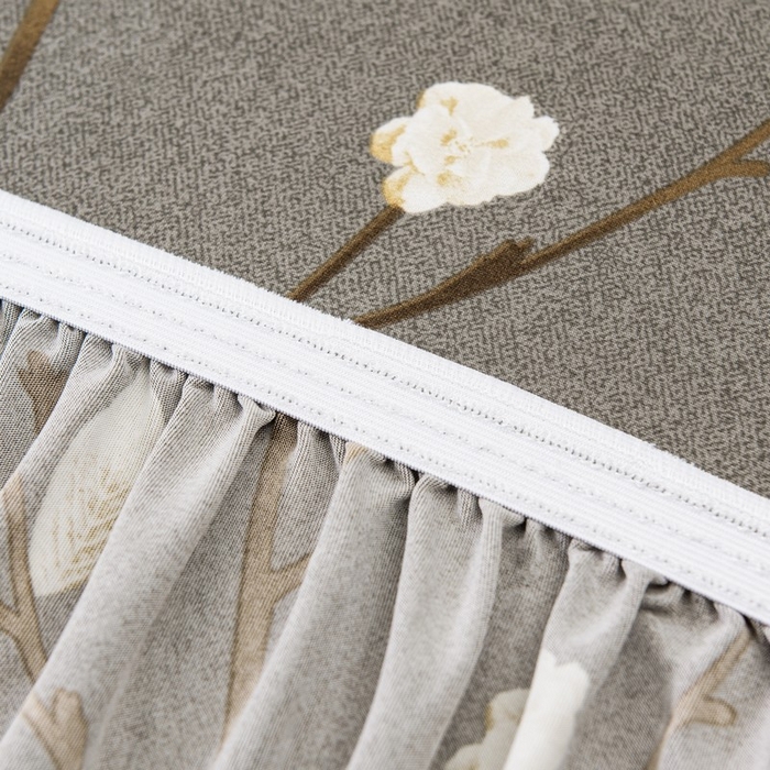 91家纺网 家纺一手货源 找家纺 兴妮雅家纺 2025新款冯赛英花边沙发套 一枝独秀（咖）