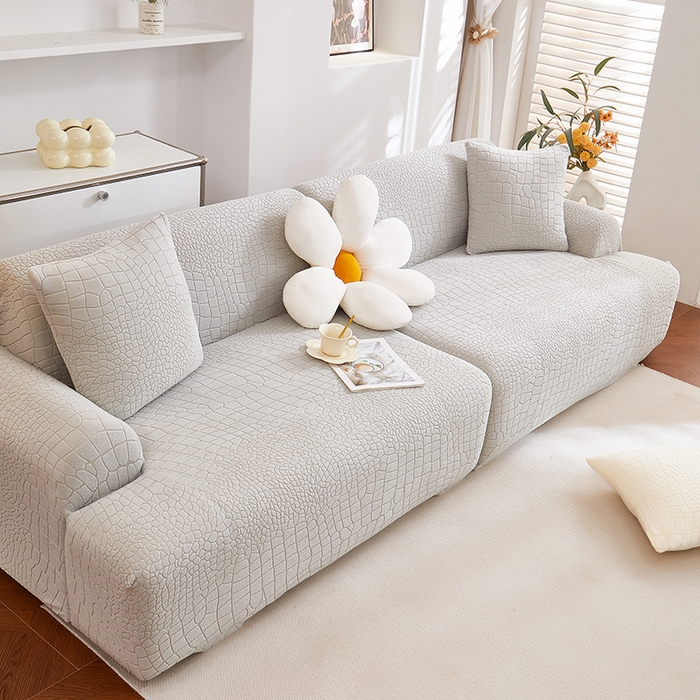 91家纺网 家纺一手货源 找家纺 丝绮鹿 2025新款雕花绒水立方沙发套松紧款（直排图） 浅灰