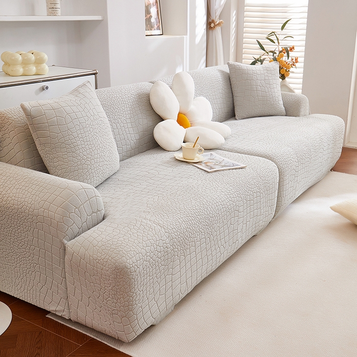 91家纺网 家纺一手货源 找家纺 丝绮鹿 2025新款雕花绒水立方沙发套松紧款（直排图） 浅灰