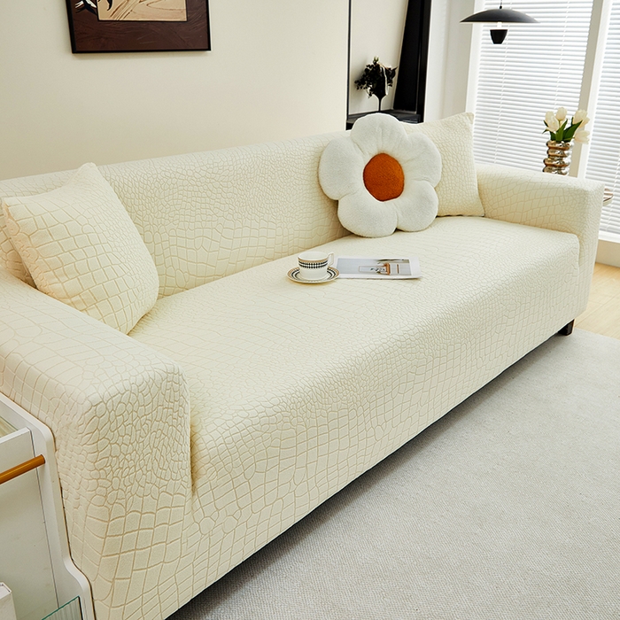 91家纺网 家纺一手货源 找家纺 丝绮鹿 2025新款雕花绒水立方沙发套松紧款（三人图） 米白