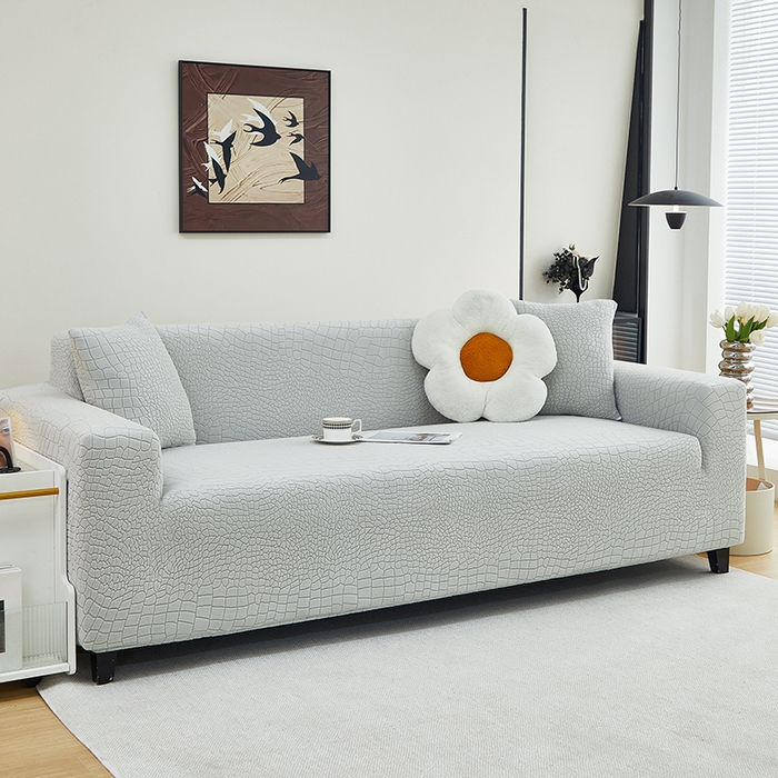 91家纺网 家纺一手货源 找家纺 丝绮鹿 2025新款雕花绒水立方沙发套松紧款（三人图） 浅灰