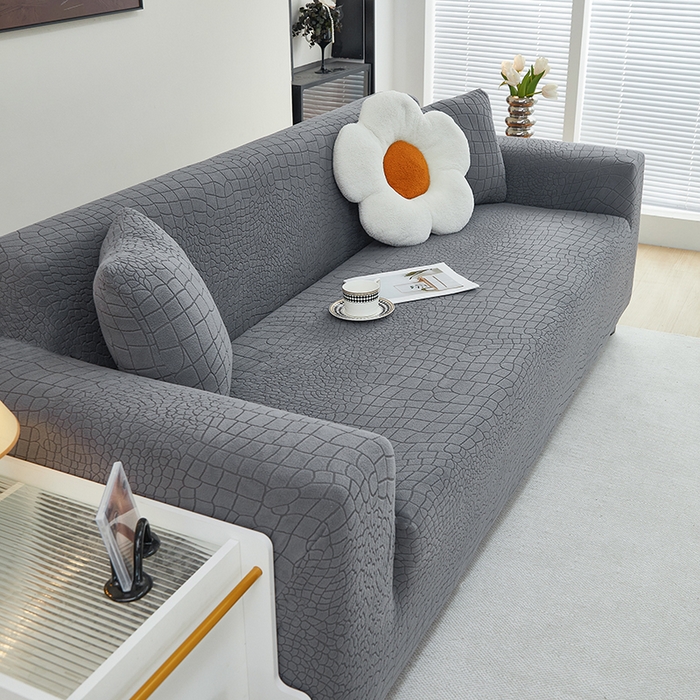 91家纺网 家纺一手货源 找家纺 丝绮鹿 2025新款雕花绒水立方沙发套松紧款（三人图） 深灰