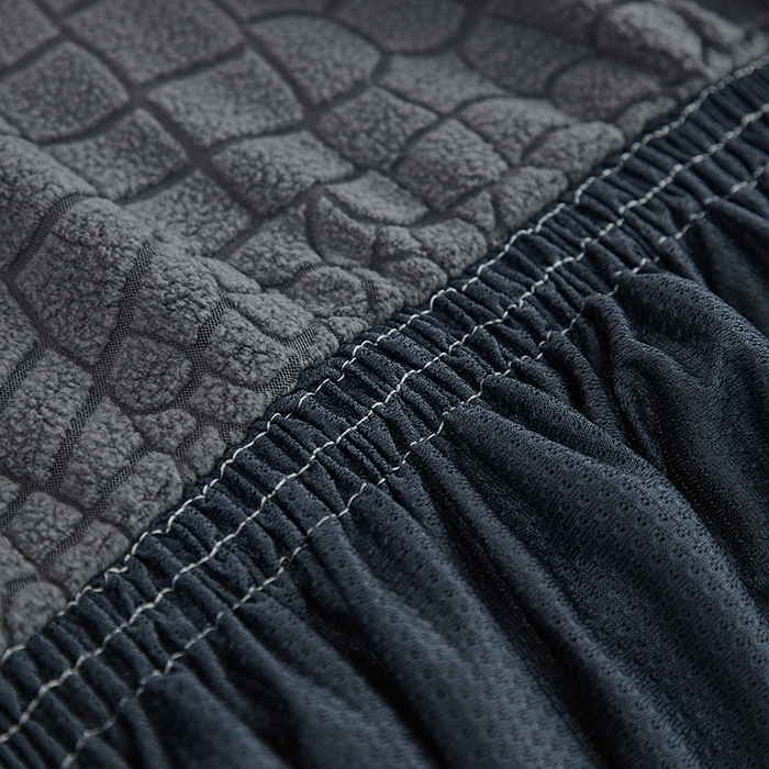 91家纺网 家纺一手货源 找家纺 丝绮鹿 2025新款雕花绒水立方沙发套裙边款（三人图） 深灰