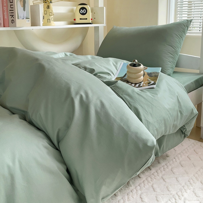 91家纺网 家纺一手货源 找家纺 泽西家纺+V17798841158发大图 2025新款A类全棉简约风大学生宿舍双拼纯色纯棉三件套 豆绿