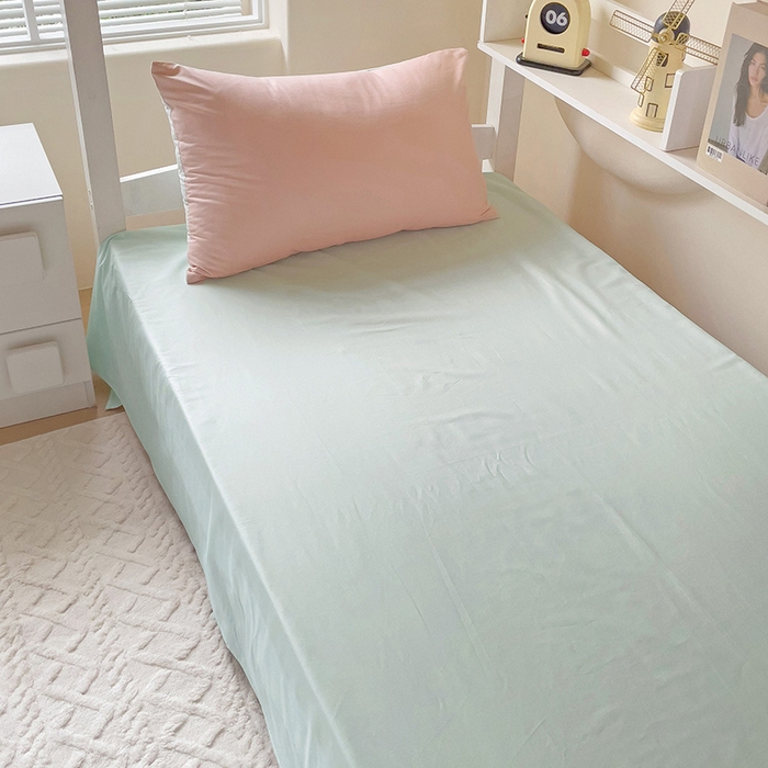 91家纺网 家纺一手货源 找家纺 泽西家纺+V17798841158发大图 2025新款A类全棉简约风大学生宿舍双拼纯色纯棉三件套 粉+浅绿