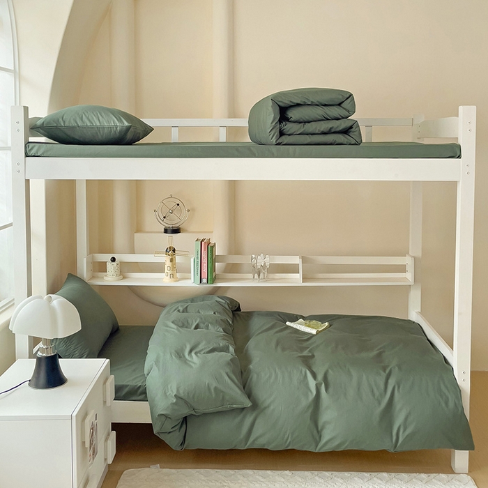 91家纺网 家纺一手货源 找家纺 泽西家纺+V17798841158发大图 2025新款A类全棉简约风大学生宿舍双拼纯色纯棉三件套 军绿