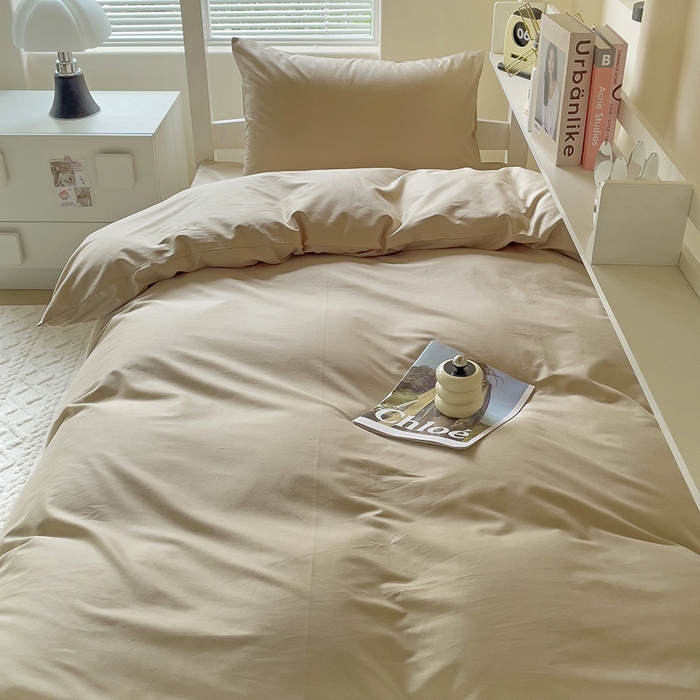 91家纺网 家纺一手货源 找家纺 泽西家纺+V17798841158发大图 2025新款A类全棉简约风大学生宿舍双拼纯色纯棉三件套 卡其