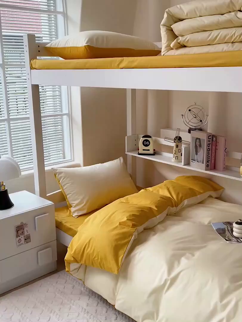 91家纺网 家纺一手货源 找家纺 泽西家纺+V17798841158发大图 2025新款A类全棉简约风大学生宿舍双拼纯色纯棉三件套 米黄+亮黄