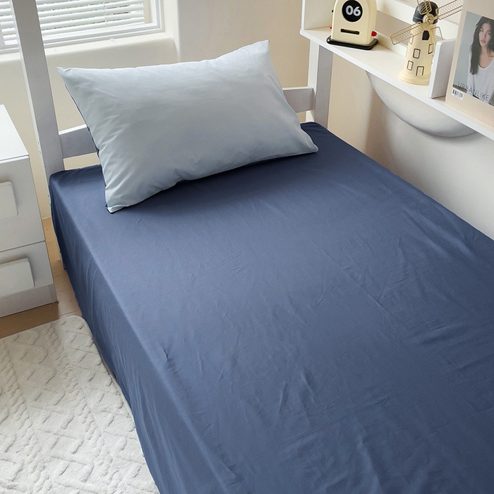 91家纺网 家纺一手货源 找家纺 泽西家纺+V17798841158发大图 2025新款A类全棉简约风大学生宿舍双拼纯色纯棉三件套 浅蓝+深蓝