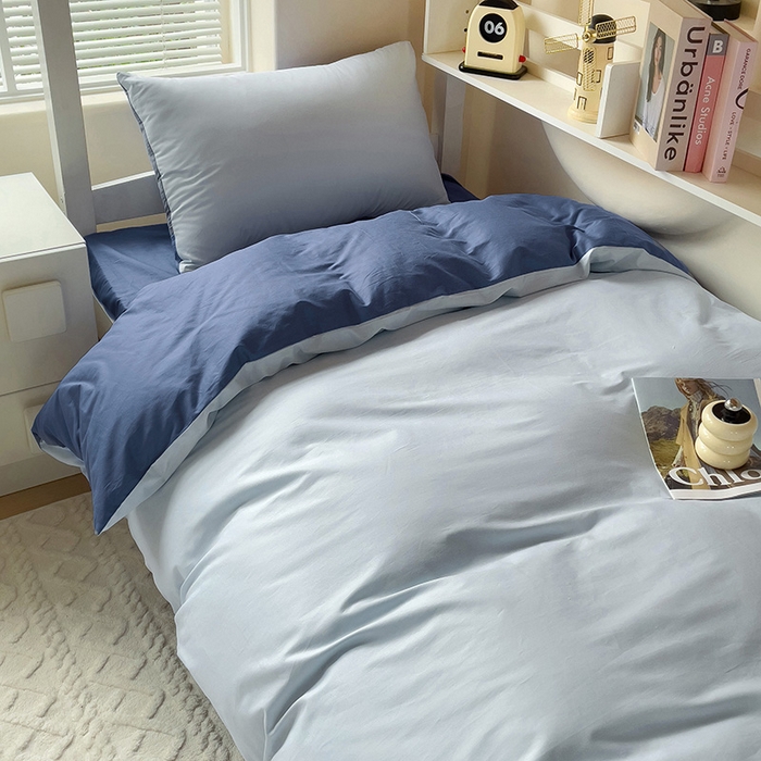 91家纺网 家纺一手货源 找家纺 泽西家纺+V17798841158发大图 2025新款A类全棉简约风大学生宿舍双拼纯色纯棉三件套 浅蓝+深蓝