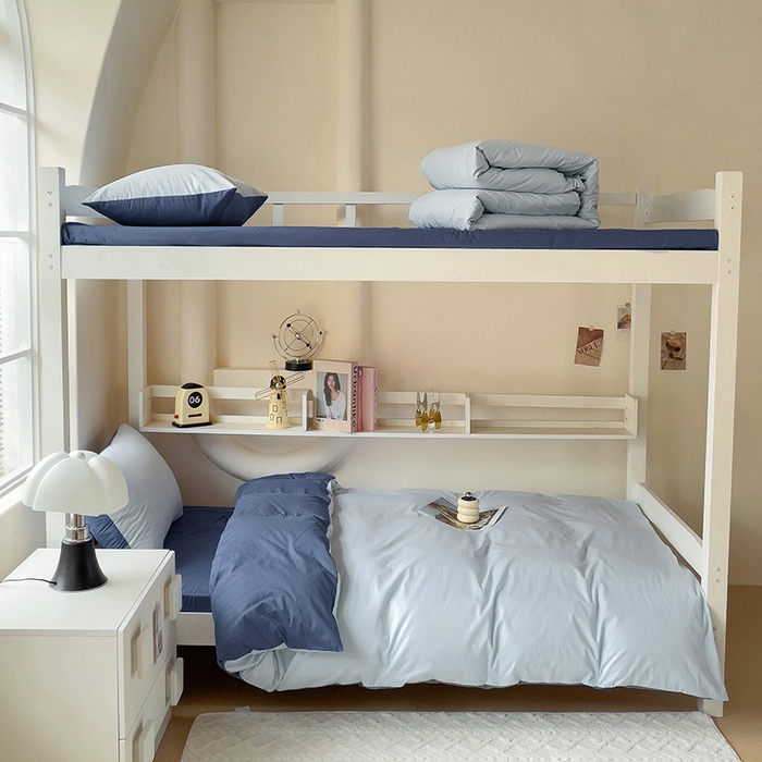 91家纺网 家纺一手货源 找家纺 泽西家纺+V17798841158发大图 2025新款A类全棉简约风大学生宿舍双拼纯色纯棉三件套 浅蓝+深蓝