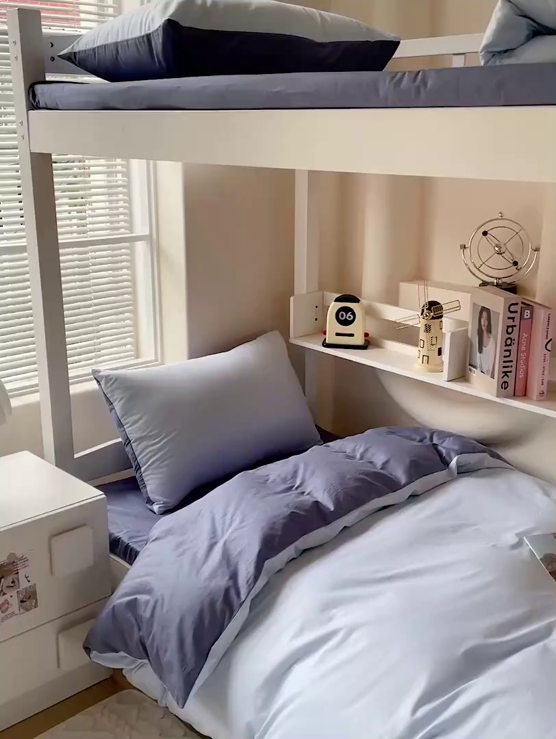 91家纺网 家纺一手货源 找家纺 泽西家纺+V17798841158发大图 2025新款A类全棉简约风大学生宿舍双拼纯色纯棉三件套 浅蓝+深蓝