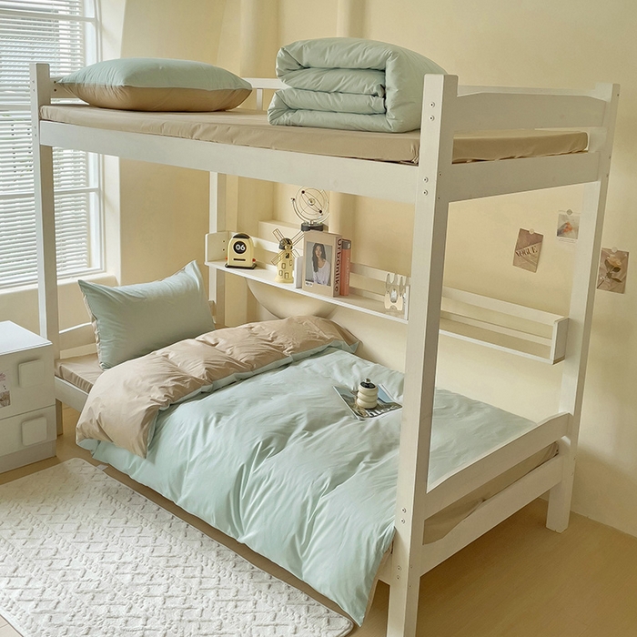 91家纺网 家纺一手货源 找家纺 泽西家纺+V17798841158发大图 2025新款A类全棉简约风大学生宿舍双拼纯色纯棉三件套 浅绿+卡其