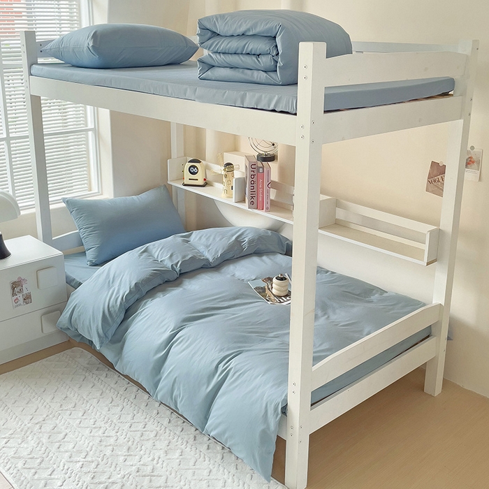 91家纺网 家纺一手货源 找家纺 泽西家纺+V17798841158发大图 2025新款A类全棉简约风大学生宿舍双拼纯色纯棉三件套 雾蓝