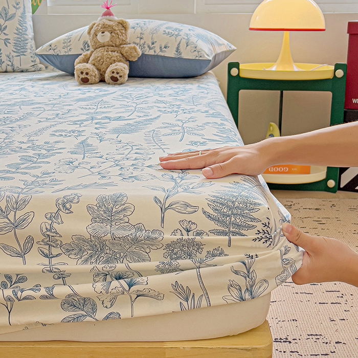 91家纺网 家纺一手货源 找家纺 朵朵家纺  2025新款超柔水洗棉印花单床笠 恋爱季节