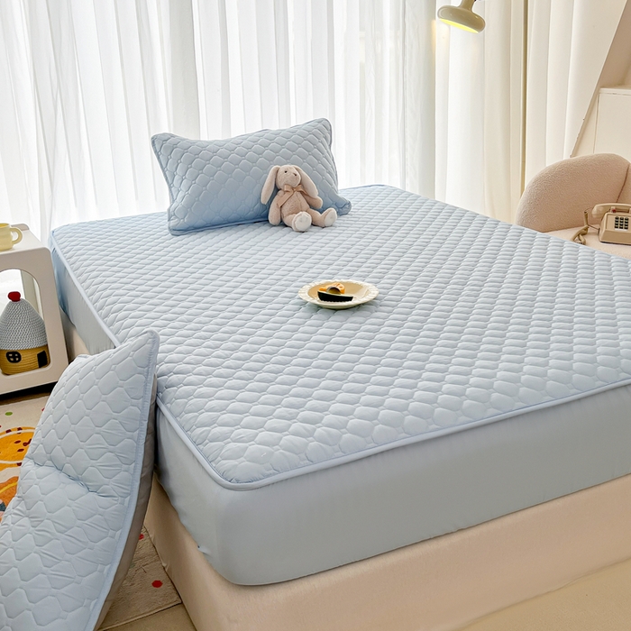 91家纺网 家纺一手货源 找家纺 欧邦 2025新款四季款纯色水洗棉夹棉床笠床垫保护罩 磨毛方格-天蓝