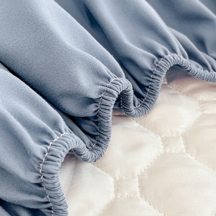 91家纺网 家纺一手货源 找家纺 欧邦 2025新款四季款纯色水洗棉夹棉床笠床垫保护罩 磨毛方格-藏蓝