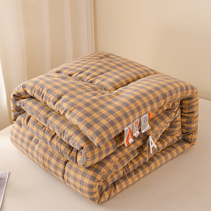 91家纺网 家纺一手货源 找家纺 易展2025新款无印水洗棉格子大豆冬被 深橙格