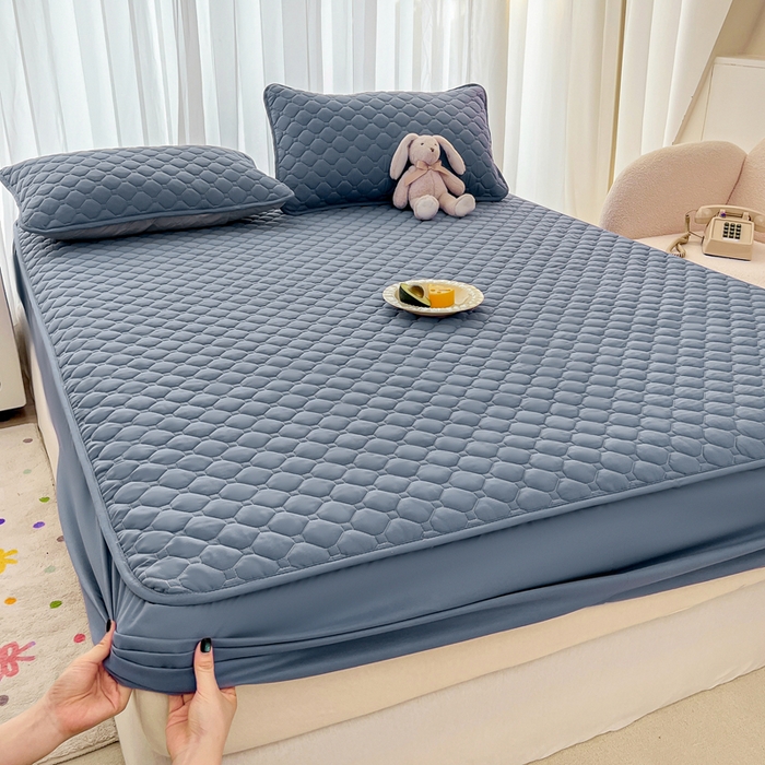 91家纺网 家纺一手货源 找家纺 欧邦 2025新款四季款纯色水洗棉夹棉床笠床垫保护罩 磨毛方格-藏蓝