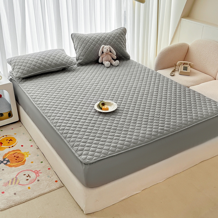 91家纺网 家纺一手货源 找家纺 欧邦 2025新款四季款纯色水洗棉夹棉床笠床垫保护罩 磨毛方格-浅灰