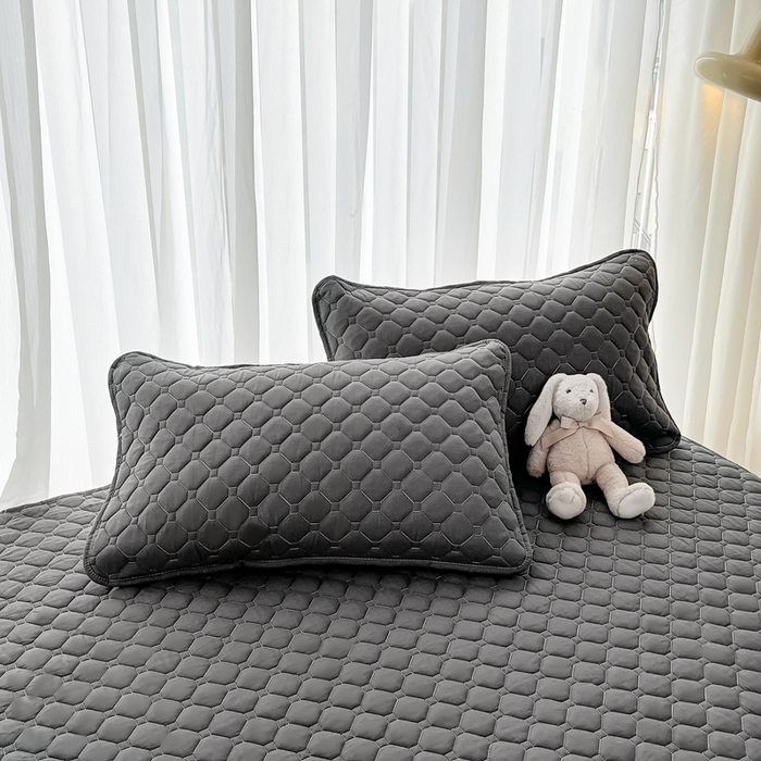 91家纺网 家纺一手货源 找家纺 欧邦 2025新款四季款纯色水洗棉夹棉床笠床垫保护罩 磨毛方格-深灰