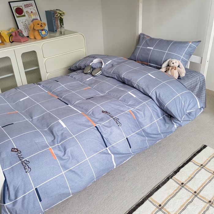 91家纺网 家纺一手货源 找家纺 锦彩家居 2025新款正宗13372全棉学生三件套全棉印花学生宿舍上下铺三件套（量大可定制价格可谈）提供买家秀 简约灰格