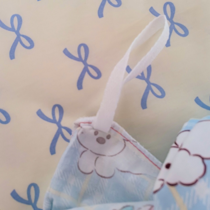 91家纺网 家纺一手货源 找家纺 锦彩家居 2025新款正宗13372全棉学生三件套全棉印花学生宿舍上下铺三件套（量大可定制价格可谈）提供买家秀 蓝格小白