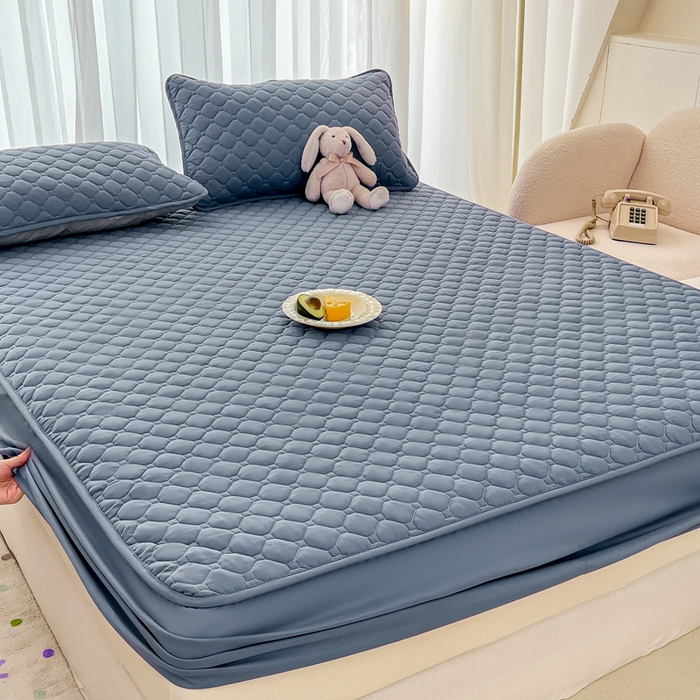 91家纺网 家纺一手货源 找家纺 欧邦 2025新款四季款纯色水洗棉夹棉床笠床垫保护罩 磨毛方格-藏蓝