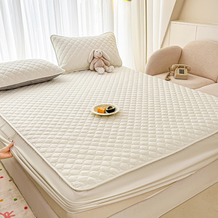 91家纺网 家纺一手货源 找家纺 欧邦 2025新款四季款纯色水洗棉夹棉床笠床垫保护罩 磨毛方格-白色