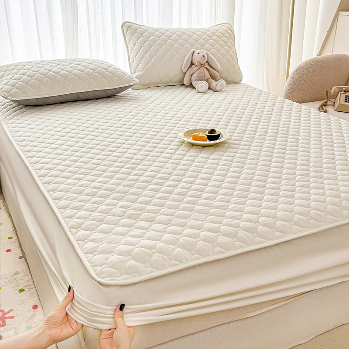 91家纺网 家纺一手货源 找家纺 欧邦 2025新款四季款纯色水洗棉夹棉床笠床垫保护罩 磨毛方格-白色