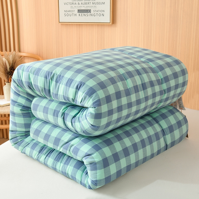 91家纺网 家纺一手货源 找家纺 易展2025新款无印水洗棉格子大豆冬被 格浅绿