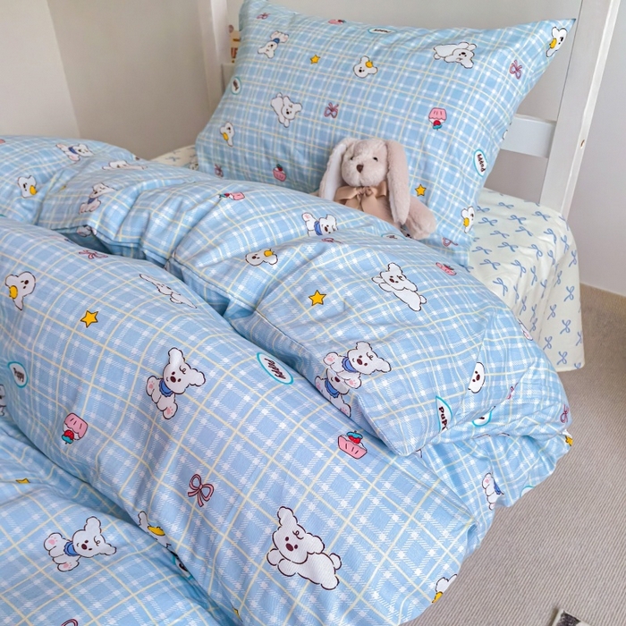 91家纺网 家纺一手货源 找家纺 锦彩家居 2025新款正宗13372全棉学生三件套全棉印花学生宿舍上下铺三件套（量大可定制价格可谈）提供买家秀 蓝格小白