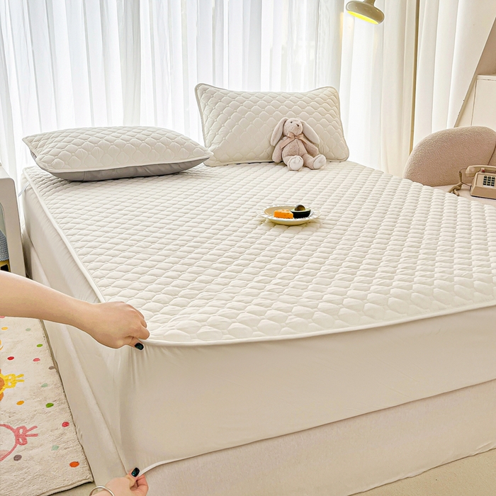 91家纺网 家纺一手货源 找家纺 欧邦 2025新款四季款纯色水洗棉夹棉床笠床垫保护罩 磨毛方格-白色