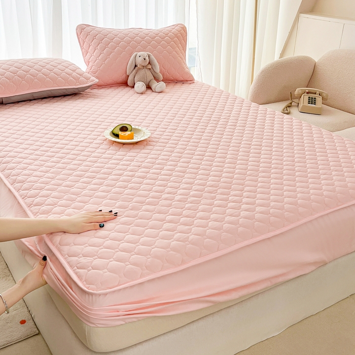 91家纺网 家纺一手货源 找家纺 欧邦 2025新款四季款纯色水洗棉夹棉床笠床垫保护罩 磨毛方格-粉玉