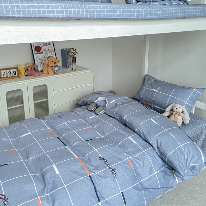 91家纺网 家纺一手货源 找家纺 锦彩家居 2025新款正宗13372全棉学生三件套全棉印花学生宿舍上下铺三件套（量大可定制价格可谈）提供买家秀 简约灰格