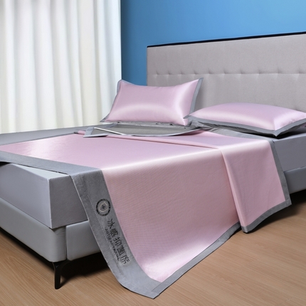 91家纺网 家纺一手货源 找家纺 （总）乐窝家纺仓储 2025新款A类复合加厚三明治抗菌碳光冰丝凉席床单床笠三件套