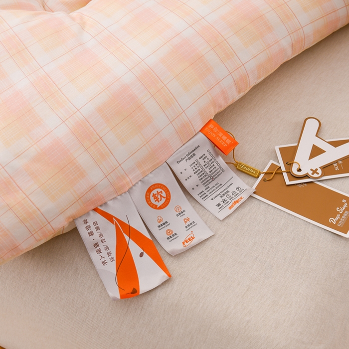 91家纺网 家纺一手货源 找家纺 易展2025新款无印水洗棉格子大豆冬被 浅轻粉