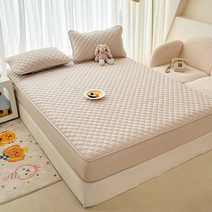 91家纺网 家纺一手货源 找家纺 （总）欧邦 2025新款四季款纯色水洗棉夹棉床笠床垫保护罩